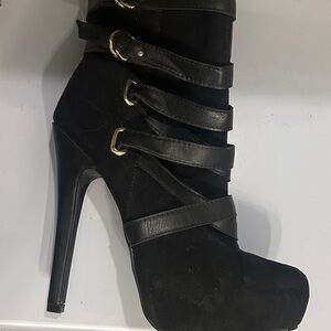 JustFab Black Multi-Strap Heeled Boots